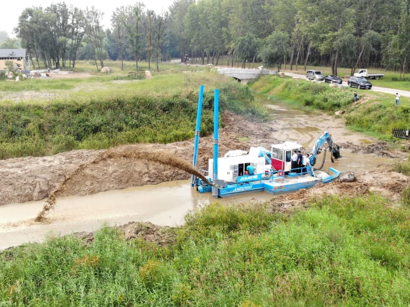 Drague amphibie autopropulsée multifonctionnelle (500 m³/h) pour zones d'eau peu profonde