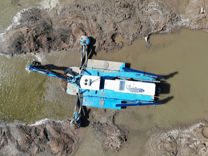 Drague amphibie autopropulsée multifonctionnelle (500 m³/h) pour zones d'eau peu profonde