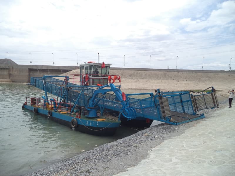 Bateau de nettoyage automatique des eaux/Récolte de plantes aquatiques/Écumeur de déchets