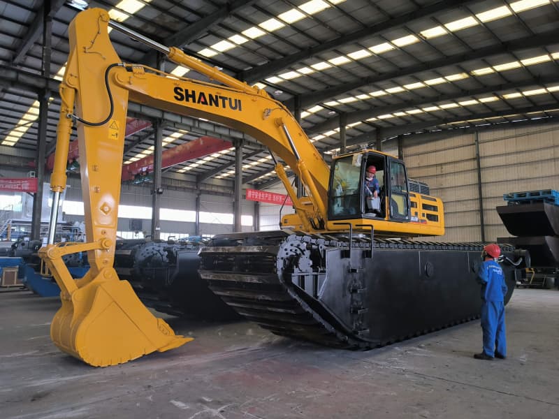 Pelle de dragage amphibie de 5 à 40 tonnes pour le dragage fluvial, lacustre et portuaire
